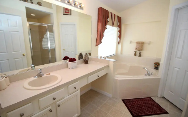 Allamanda Holiday Home 4 Bedroom