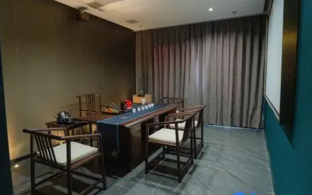 Kunxing Century Hotel (Lotus Plaza)