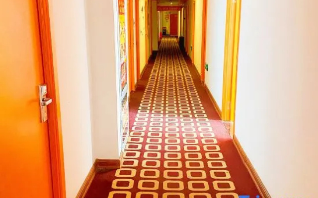 Pod Inn Hotel (Korla Railway Station)