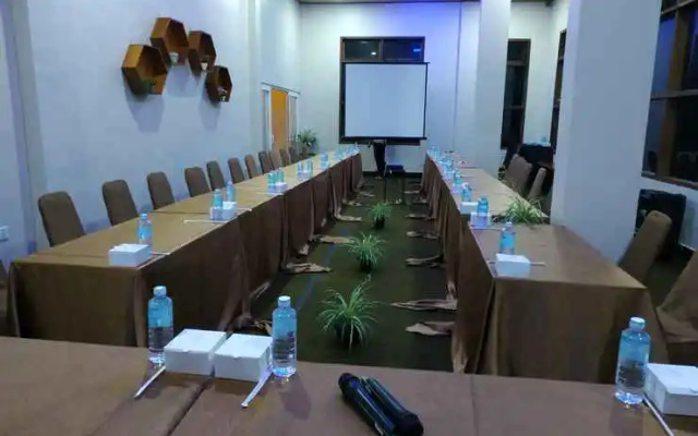 Al Fattah Hotel Cafe And Meeting Room