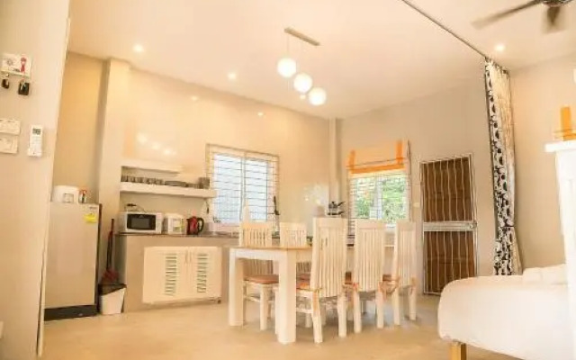 Bann Income Holiday House