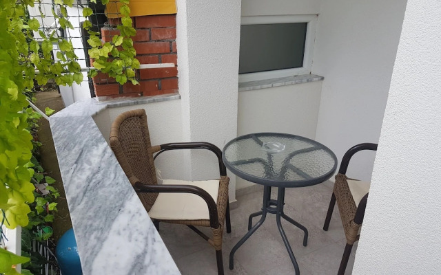 Kojic Apartments