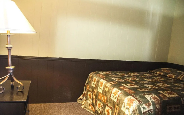 Southsider Motel