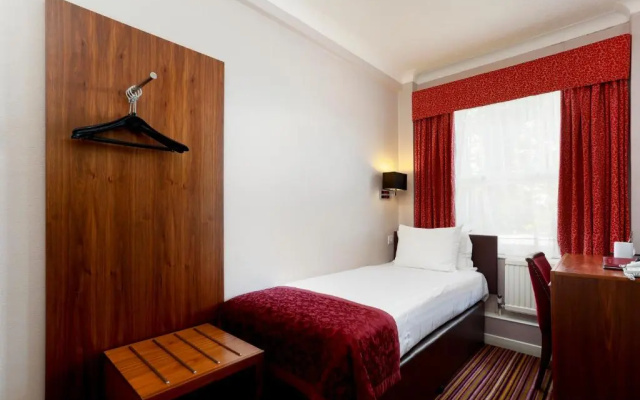 The Victoria Hotel