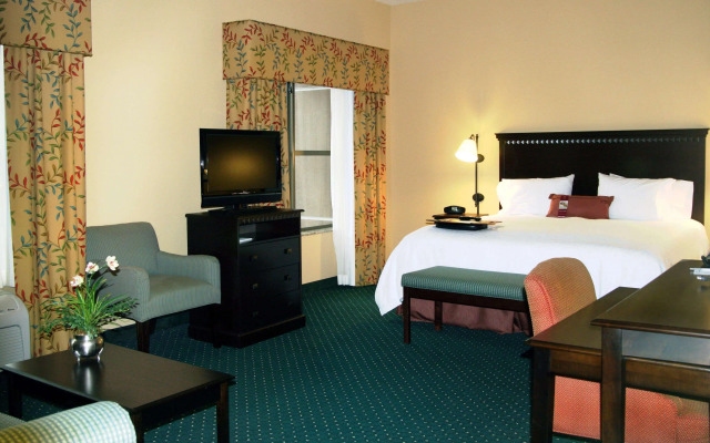 Hampton Inn & Suites Seal Beach