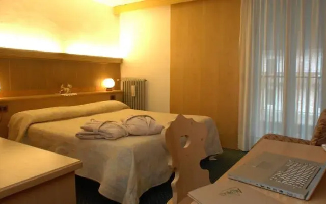 Hotel Alpino