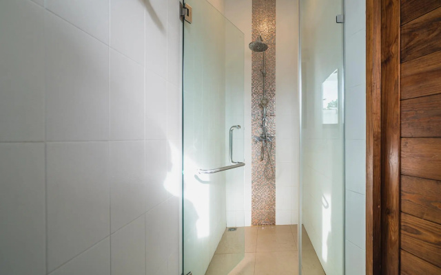 AP West 4 - Private pool in the heart of Kamala