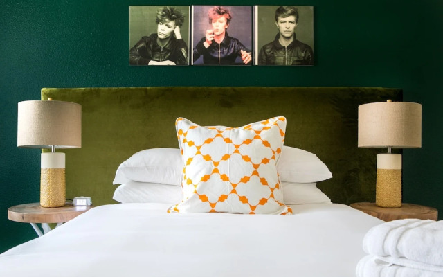 WanderJaunt - Oak Hill Apartment