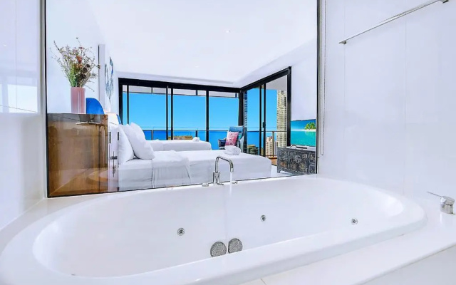 Circle On Cavill Surfers Paradise Apartments-Holiday Paradise