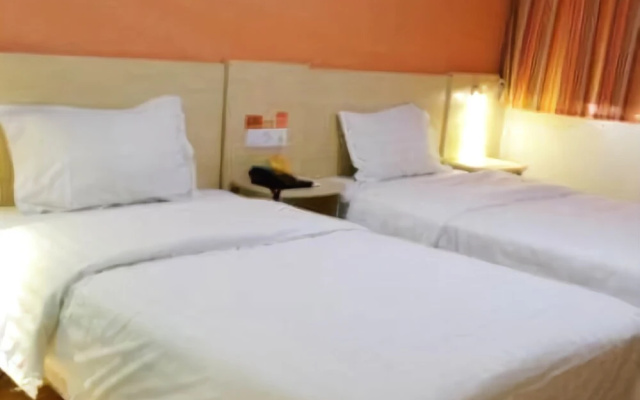 Huacheng Hotel