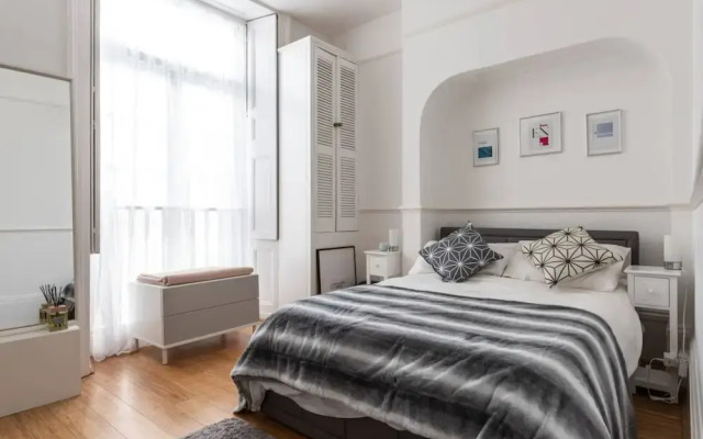 Stunning 1 Bedroom Regency Flat on Brighton Seafront