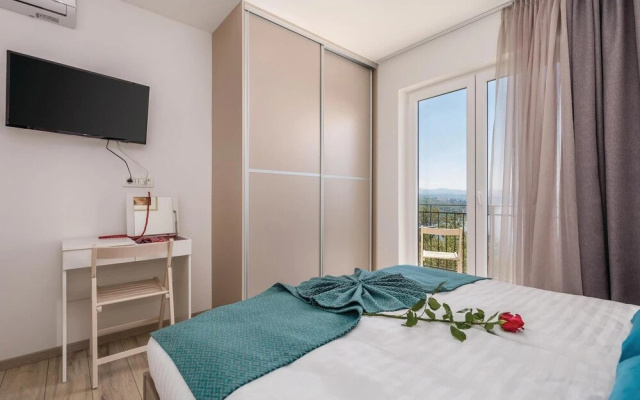 Nice Apartment in Opatija With Wifi and 3 Bedrooms