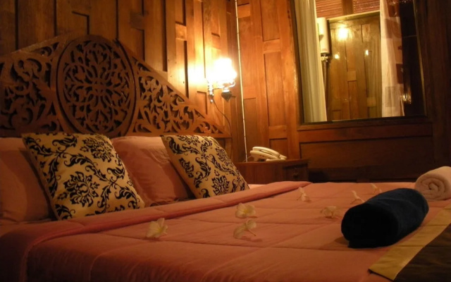 Reunrimnam Resort & Restaurant
