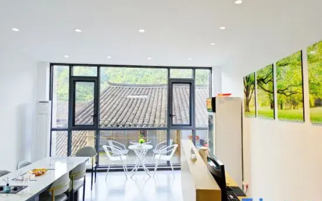 Zhaoxing Dong Village Cloud Residence Homestay
