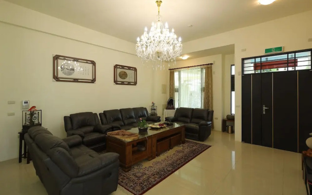 Yuli Rainbow Bridge Homestay