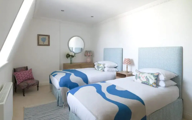 Luxurious 3-bedroom Notting Hill