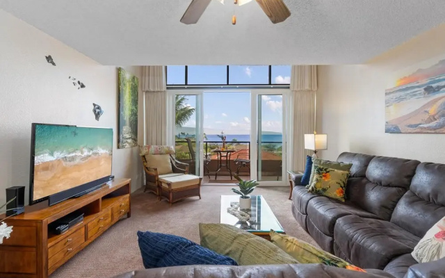 Kahana Villa E609 in Lahaina
