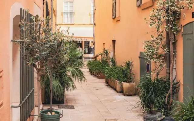 Chic Studio - 2P - in the Heart of Saint-tropez