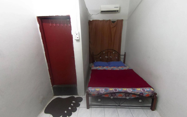 Step Inn Guest House