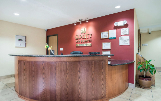 Quality Inn & Suites Menomonie