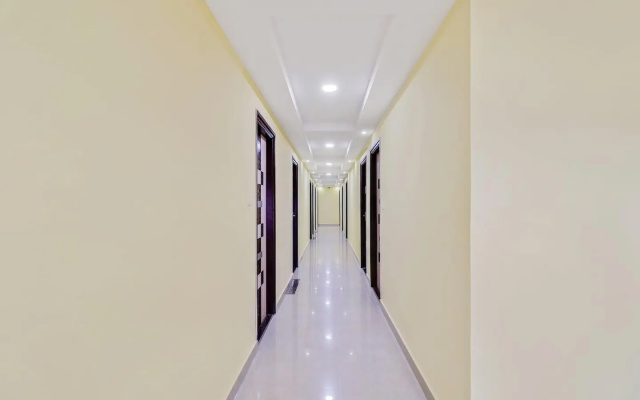OYO 35680 Sri Sai Residency