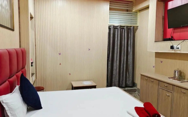 Hotel Raj