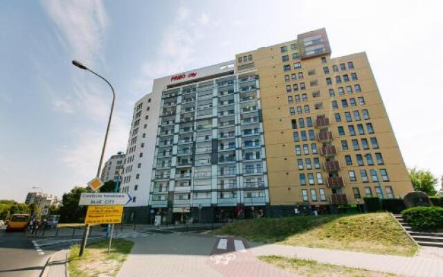 Отель Renttner Apartamenty Польша, Варшава - отзывы, цены и фото номеров - забронировать отель Renttner Apartamenty онлайн вид на фасад