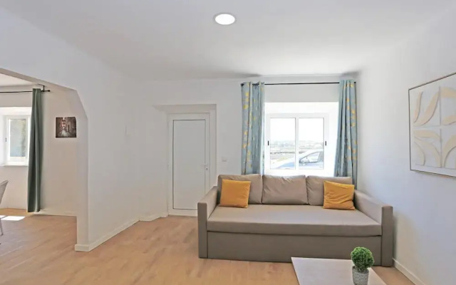 X 02 - 2 Bedroom Apartment in Quinta da Ponte