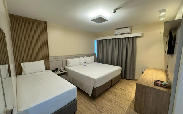 HD Plaza Hotel