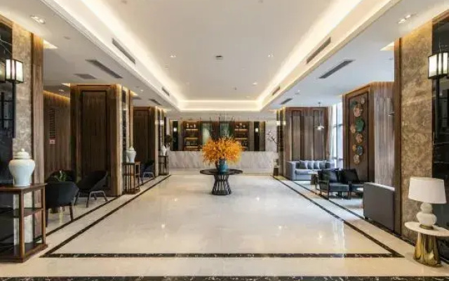 Western Fortune Hotel (Fuzhou Mawei Famous City Center)