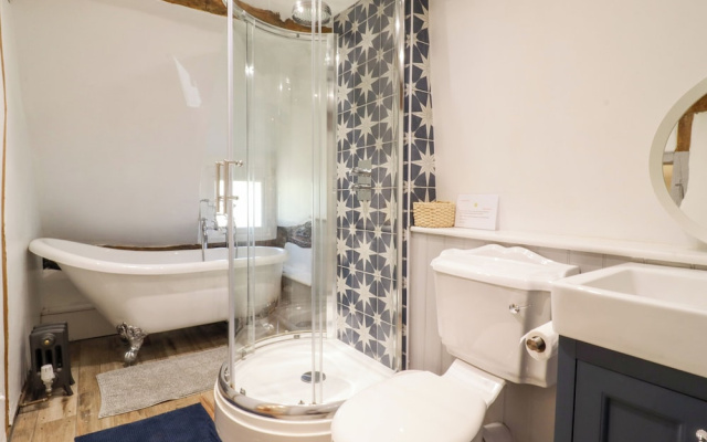 1 Harpur Cottage