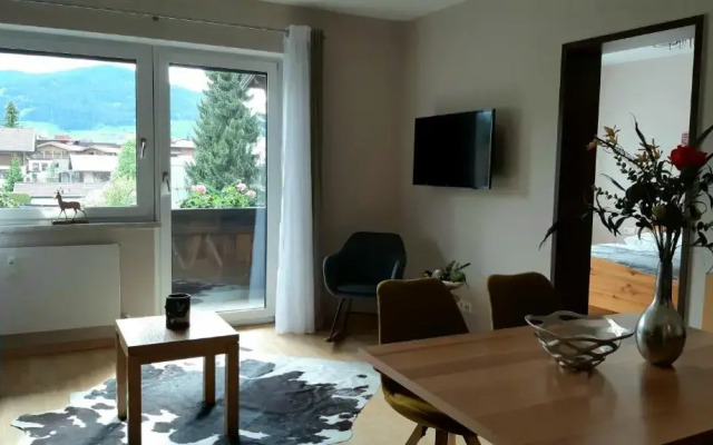 Appartement Miran by Miha