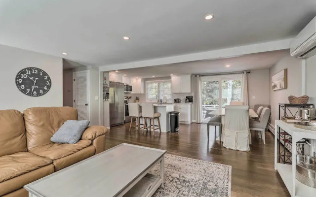 Pool Table + Fire Pit: Wooded Hyannis Haven!