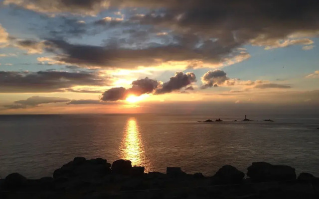 The Land’s End Hotel
