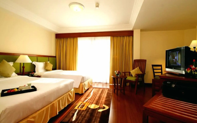Kalim Resort