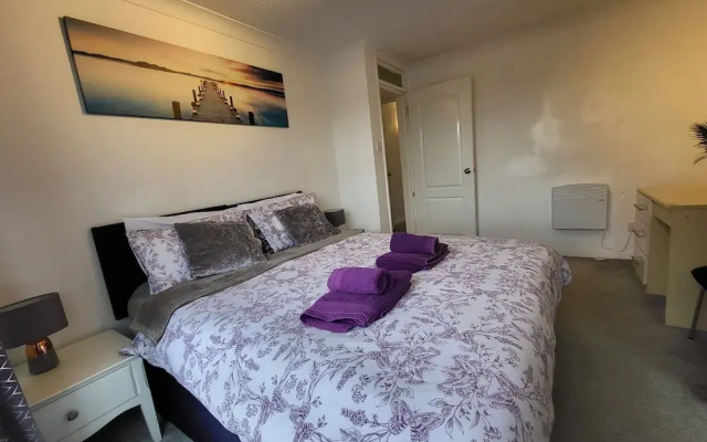 Captivating 2-bed Apartment in Southend-on-sea