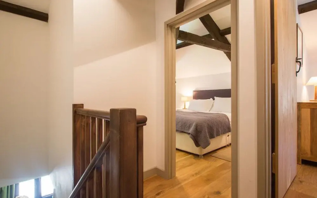 Elegant Holiday Home in Tavistock With Garden, Barbecue, Fireplace