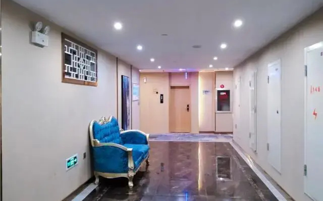Borrman Hotel Wuhan Dongxihu Free Trade City