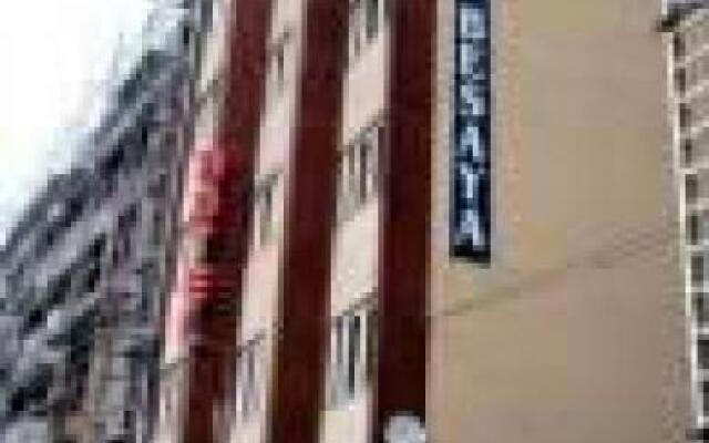 Hotel Besaya вид на фасад