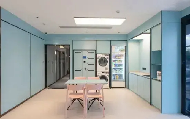 Jifeng Hotel (Beijing Jishuitan Hospital)