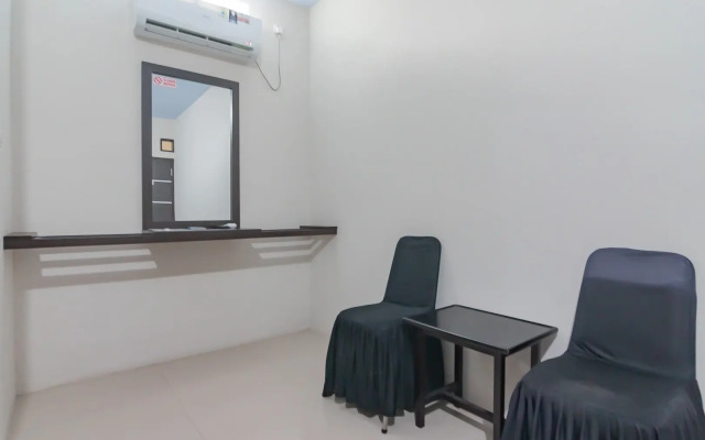 RedDoorz Syariah near Stasiun Cianjur