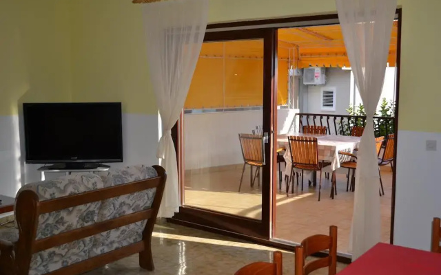 Apartment Karlo