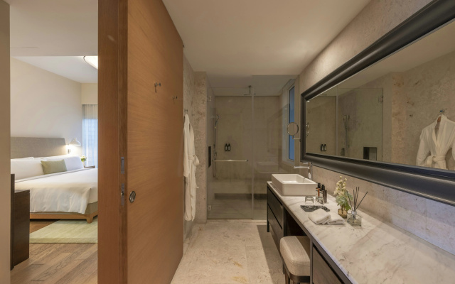 Lanson Place Bukit Ceylon