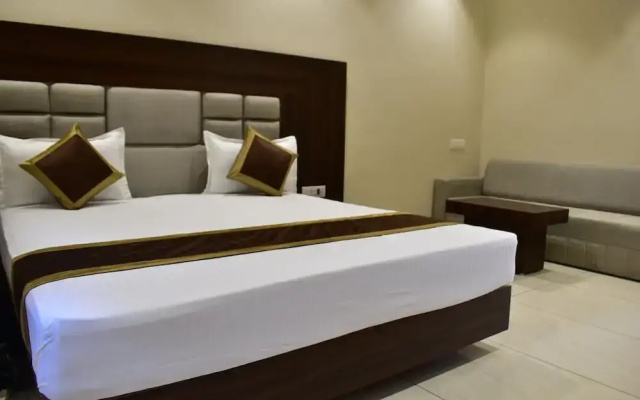 Hotel Kusum Palace
