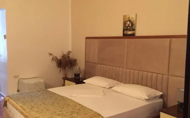 Hotel Pishat e Buta