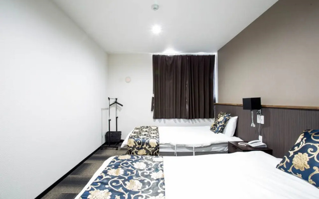 Holiday Pearl Hotel