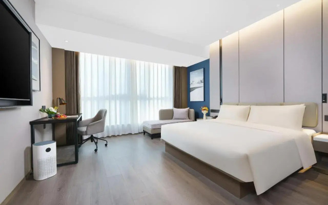 Atour Hotel Jinan West Station East Square