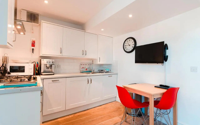 72a High Street (Adults Only)