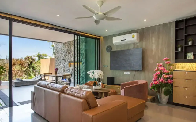 Scenic Green Hill Views 4BR Villa Jeanny