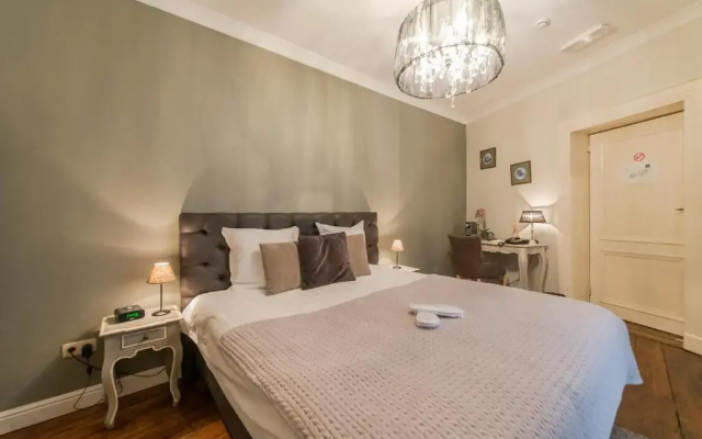 Boutique Hotel Caelus VII